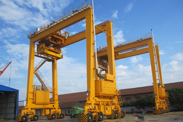 Rubber-tyred Gantry Crane / RTG Crane