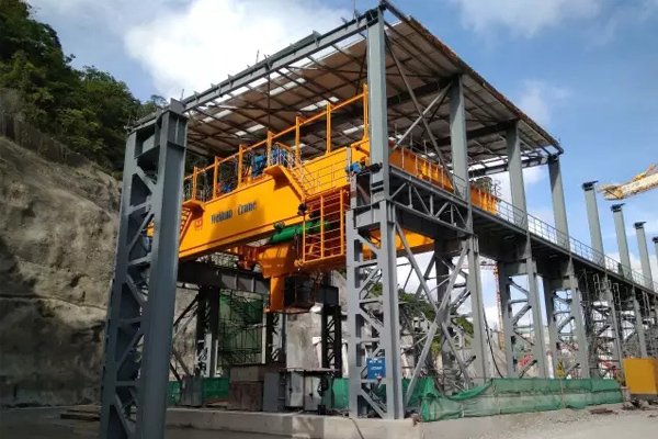hydropower-turbine-bridge-crane