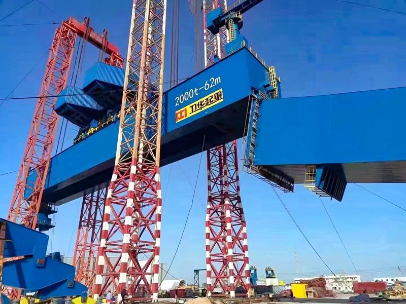 Erection of Weihua Port Cranes at Jinhua Port