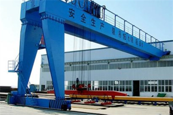 Single girder semi-gantry crane